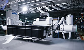 최초 프로토타입 완성 및 생산 라인 검증 및 디버깅